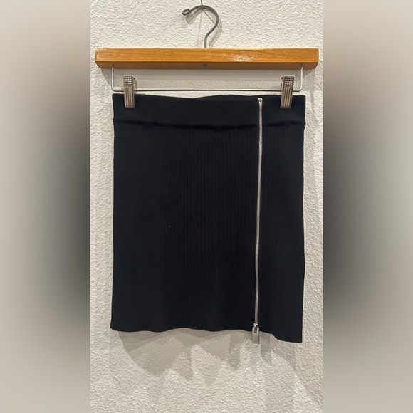 Ribbed skirt - Picture 11 of 12